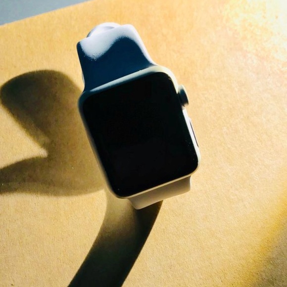 Apple Watch Series 1  38mm main image 2